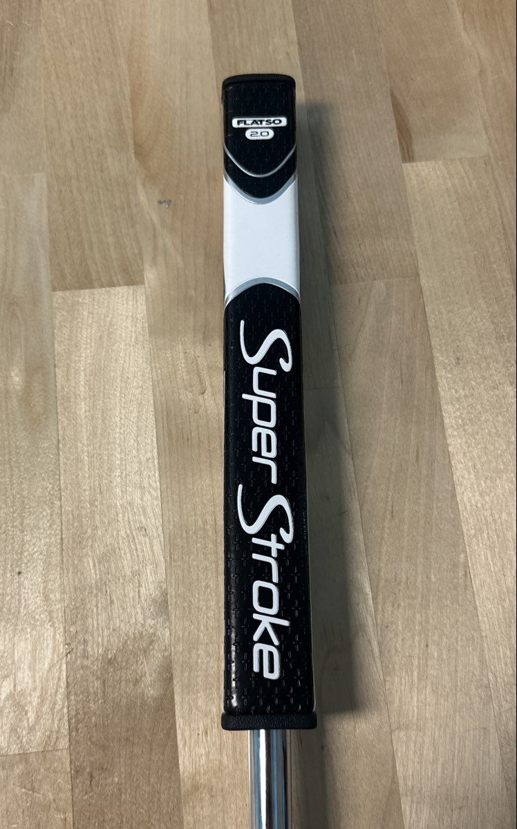 Cobra Grandsport-35 8° Right Handed KBS CT TOUR Good