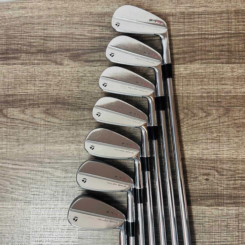 P7TW Iron Set 4-P / Project X Rifle 125g Steel, X Stiff