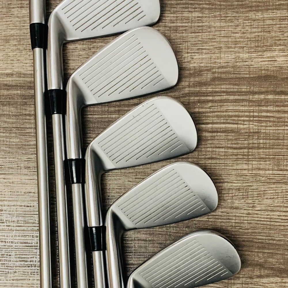 JPX 919 Tour Iron Set 4-P / KBS Steel, X Stiff