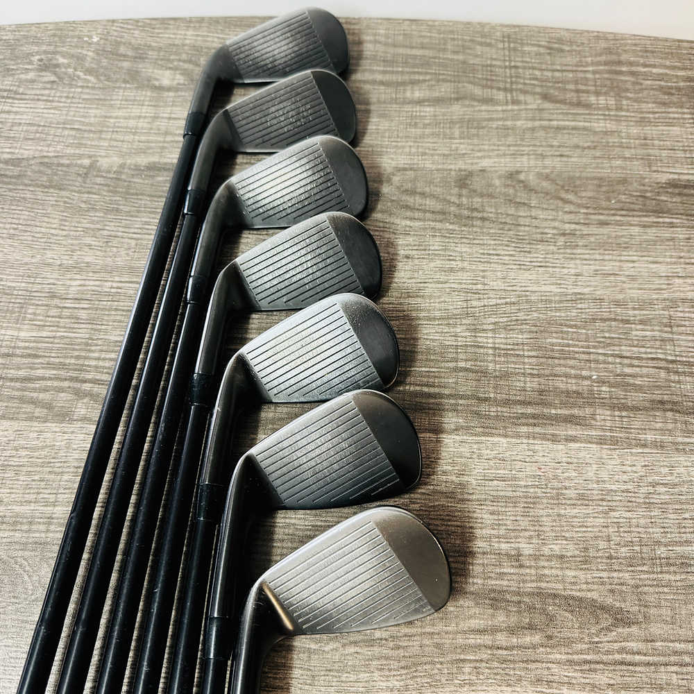 +1/2" Black T100S 2021 Iron Set 4-P / AMT White Steel, Stiff