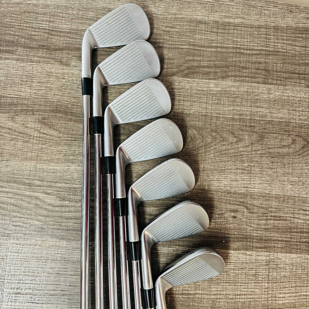 +1/2" 2023 P7MC Iron Set 4-P / NS Pro Modus3 120 Steel, X Stiff