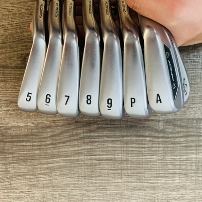 2024 Apex Pro Iron Set 5-A / AMT Black Steel, Stiff