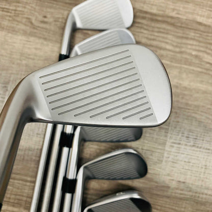 JPX 923 Tour Iron Set 4-P / KBS C-Taper Steel, X Stiff