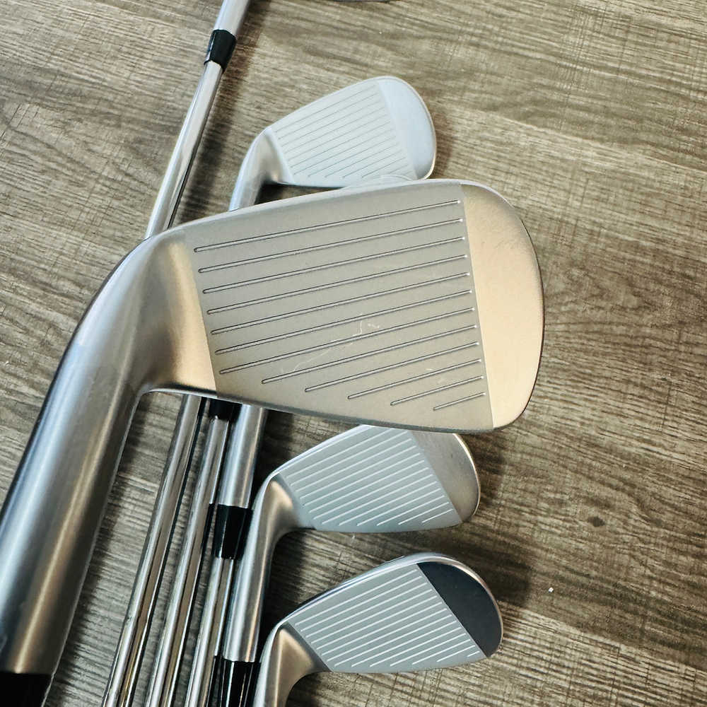 JPX 923 Tour Iron Set 5-G / KBS Tour 120 Steel, Stiff