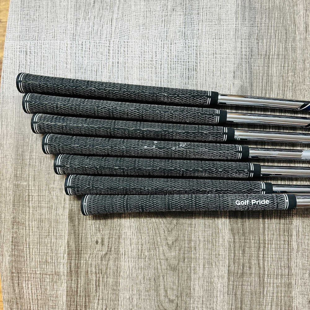 +1/2" Pro 221 Iron Set 4-P / Project X Rifle Steel, X Stiff