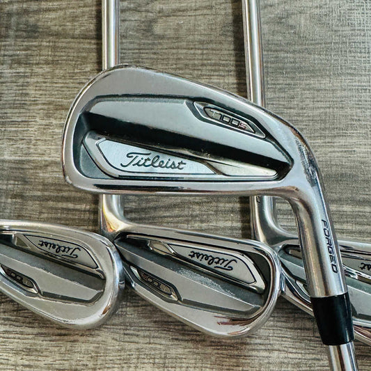 T100S Iron Set 4-P / Dynamic Gold Steel, X Stiff