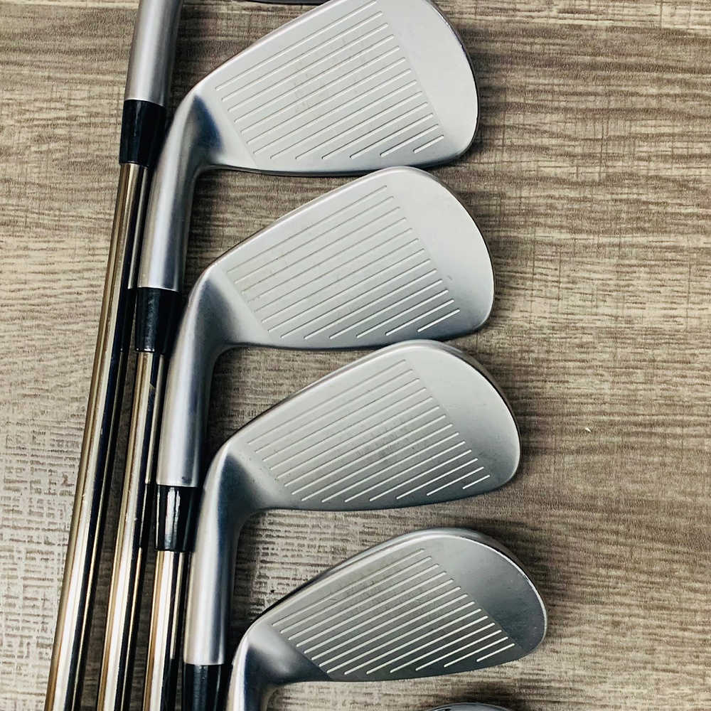 +1/2" JPX 921 Hot Metal Iron Set 7-G,S / Recoil Graphite, Regular