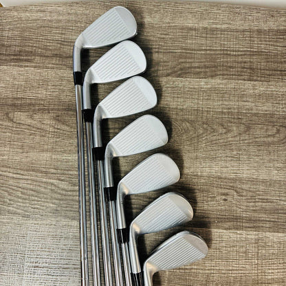 JPX 925 Hot Metal Iron Set 4-P / NS Pro 950 GH Neo 95, Regular