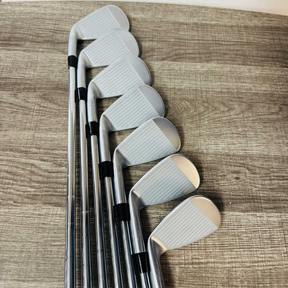 JPX 923 Tour Iron Set 5-G / KBS Tour 120 Steel, Stiff