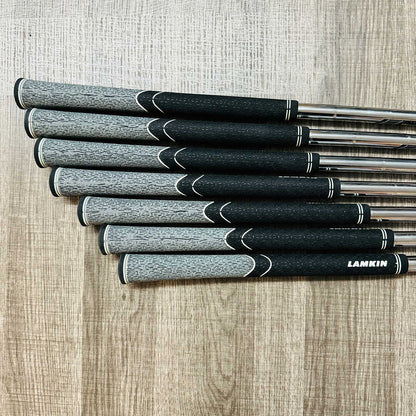 JPX 923 Tour Iron Set 5-G / Dynamic Gold Mid Steel, Stiff