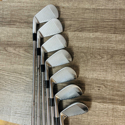 MP-30 Iron Set 4-P / Dynamic Gold Steel, Stiff