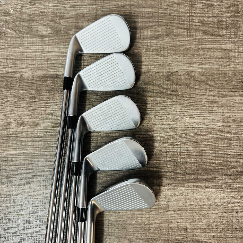 2024 Apex Pro Iron Set 6-P / NS Pro Modus3 Steel, Stiff