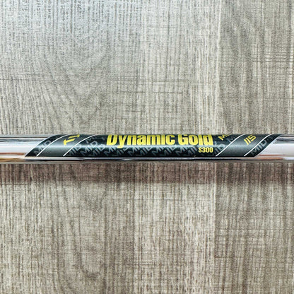 2024 Apex Pro Iron Set 4-P / Dynamic Gold Mid Steel, Stiff