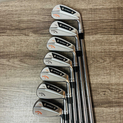 2024 Apex MB Iron Set 4-PW / Dynamic Gold Tour Issue, X Stiff