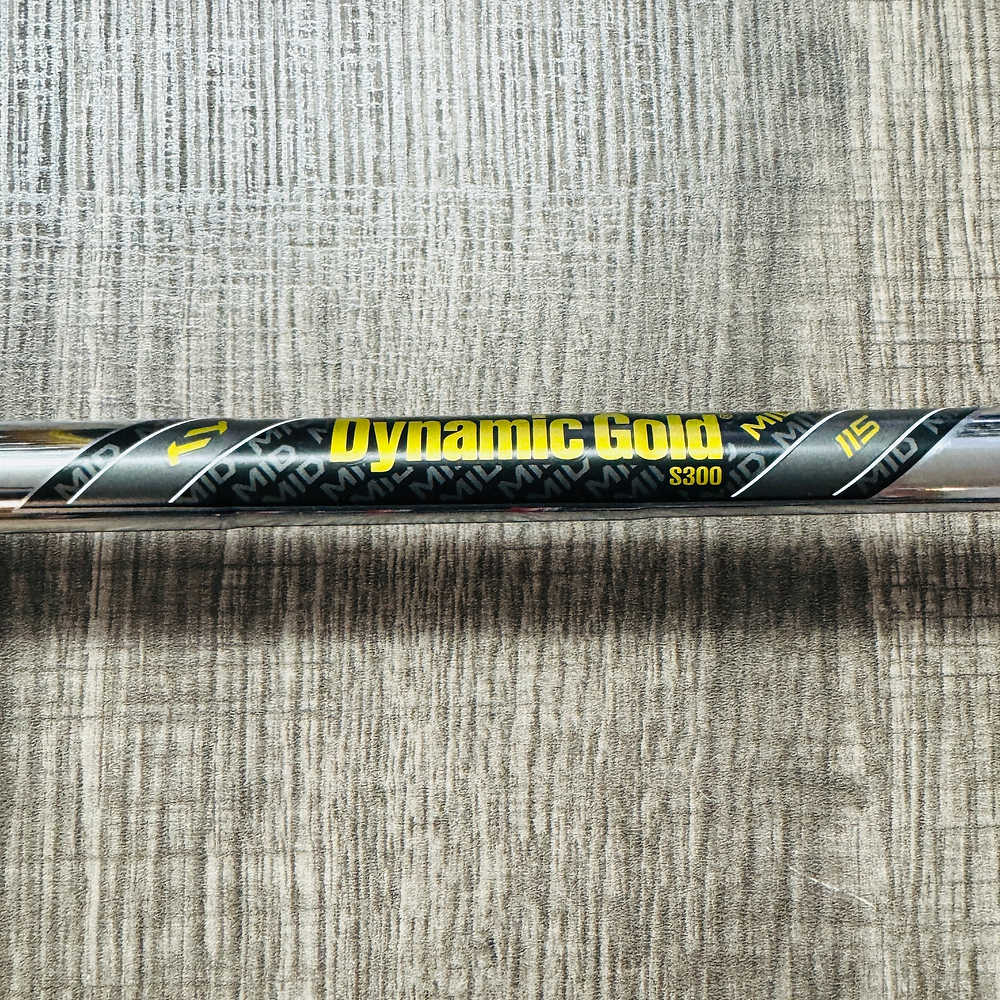 2024 Pro 243 Iron Set 4-P / Dynamic Gold Mid Steel, Stiff