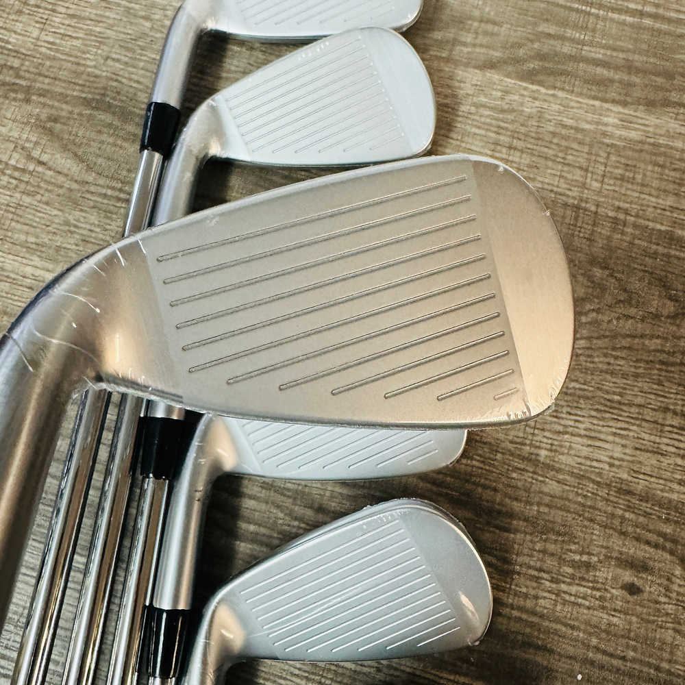 JPX 925 Hot Metal Iron Set 4-P / NS Pro 950 GH Neo 95, Regular