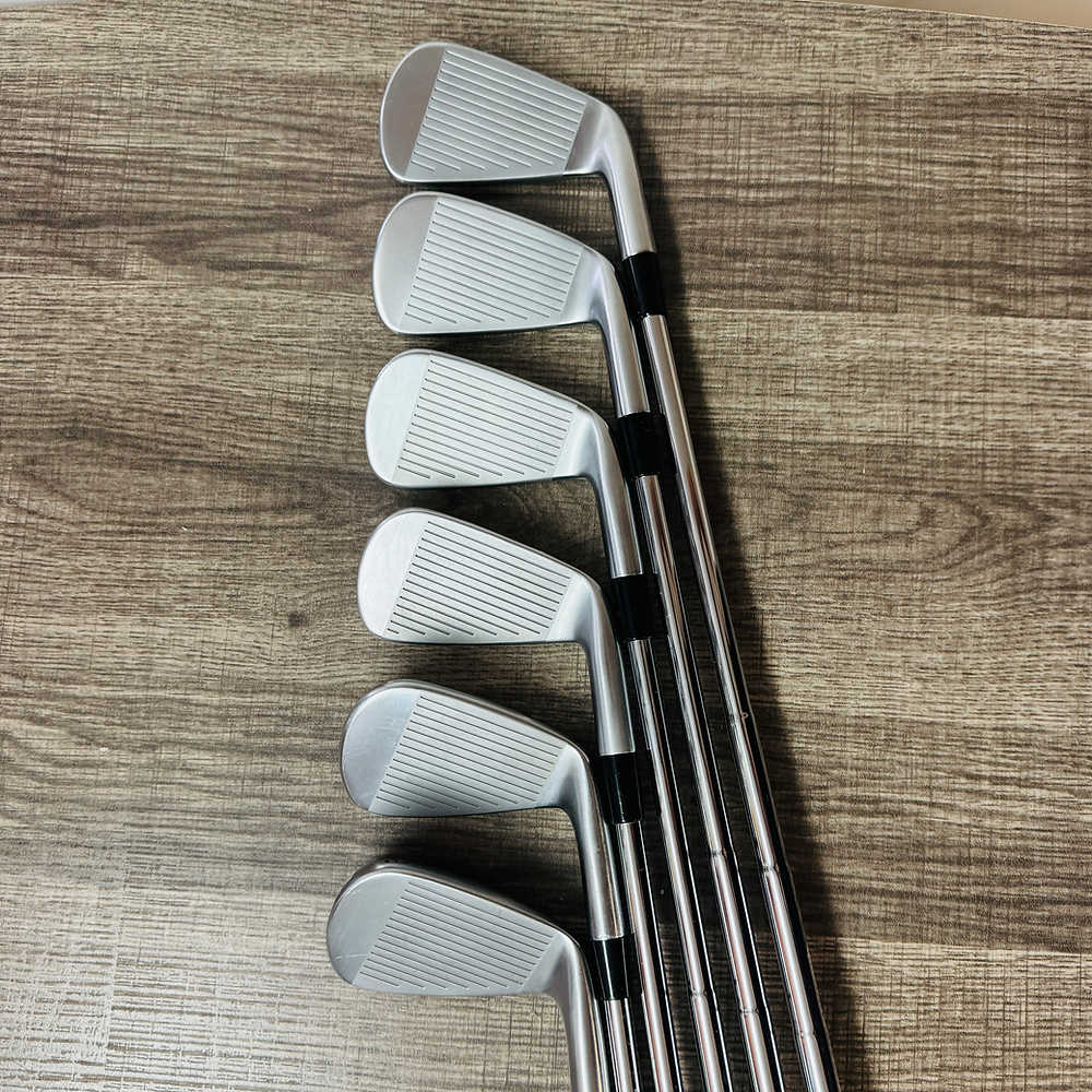 LH- P770 2024 Iron Set 4-9 / Dynamic Gold Mid Steel, X Stiff