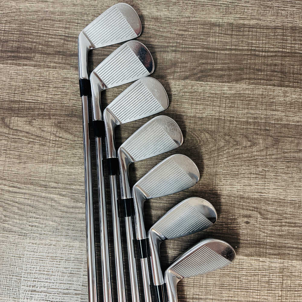 P7TW Iron Set 4-P / Project X Rifle 125g Steel, X Stiff