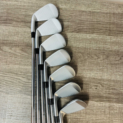 JPX 923 Tour Iron Set 5-G / KBS Tour 120 Steel, Stiff