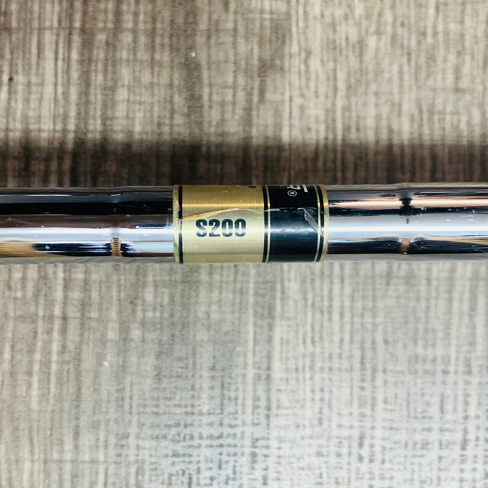 M5 Iron Set 5-P / Dynamic Gold Steel, Stiff