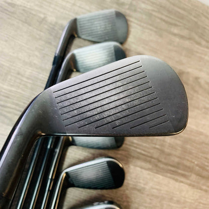 +1/2" Black T100S 2021 Iron Set 4-P / AMT White Steel, Stiff