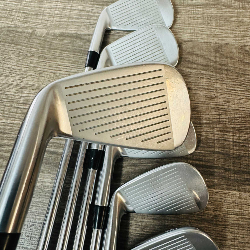 +1/2" Pro 221 Iron Set 4-P / Project X Rifle Steel, X Stiff