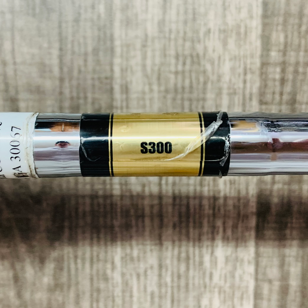 RSi Iron Set 4-P / Dynamic Gold Steel, Stiff