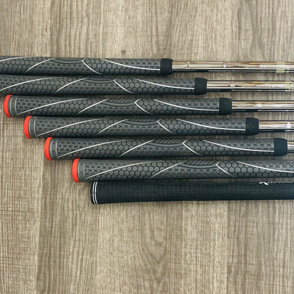 JPX 921 Tour Iron Set 4-P / NS Pro Steel, Regular