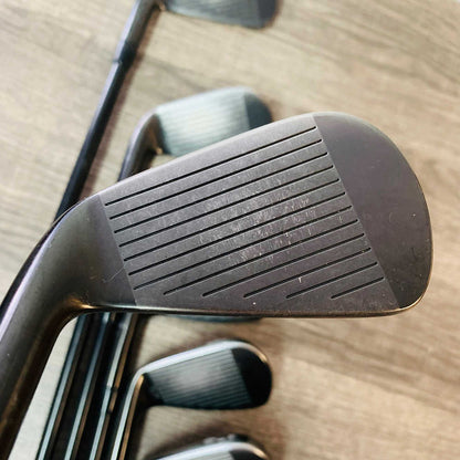 +1/2" Black T100S 2021 Iron Set 4-P / AMT White Steel, Stiff