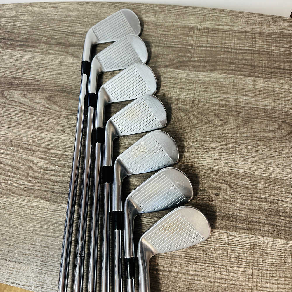 620 MB Iron Set 4-P / Dynamic Gold 130, Stiff