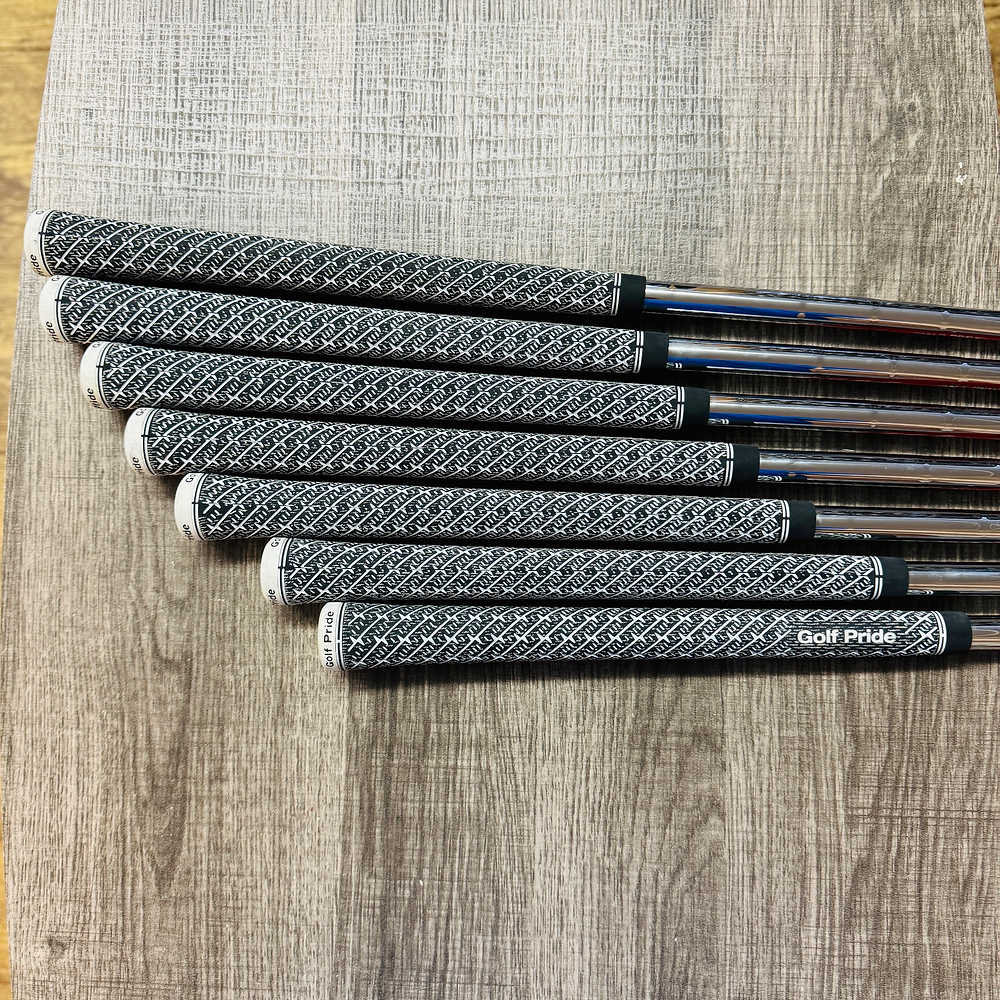 +1/2 Pro 223 Iron Set 4-P / NS Pro Modus3 Steel, Stiff