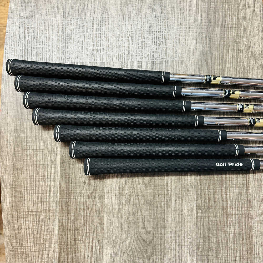 MP-20 Iron Set 4-P / Dynamic Gold Steel, X Stiff