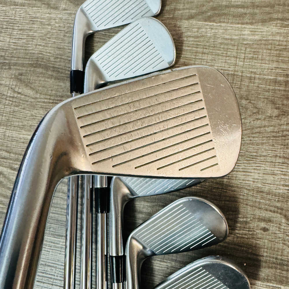 620 MB Iron Set 4-P / Dynamic Gold 130, Stiff