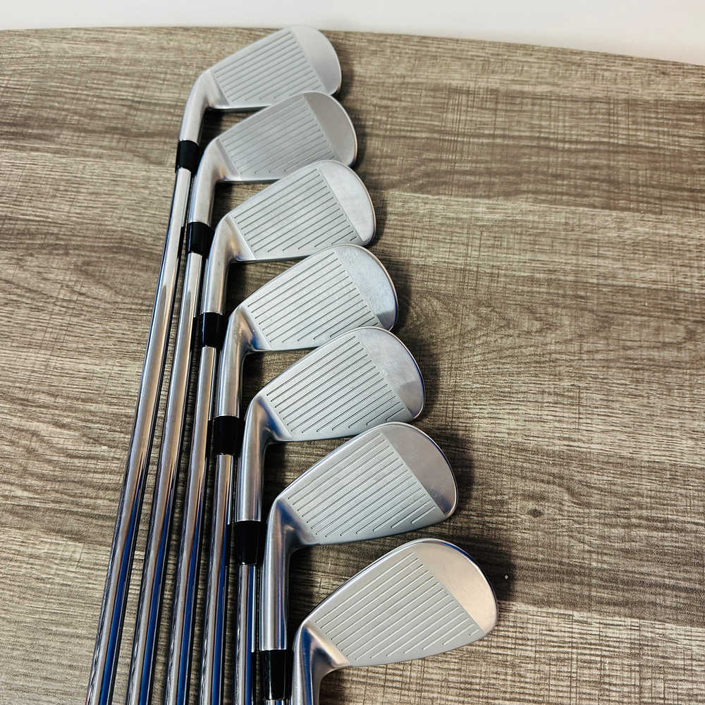 +1/2 Pro 223 Iron Set 4-P / NS Pro Modus3 Steel, Stiff