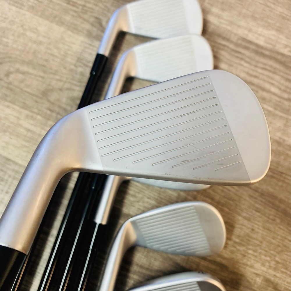 2023 P790 Iron Set 5-A / Mitsubishi MMT Graphite, Regular
