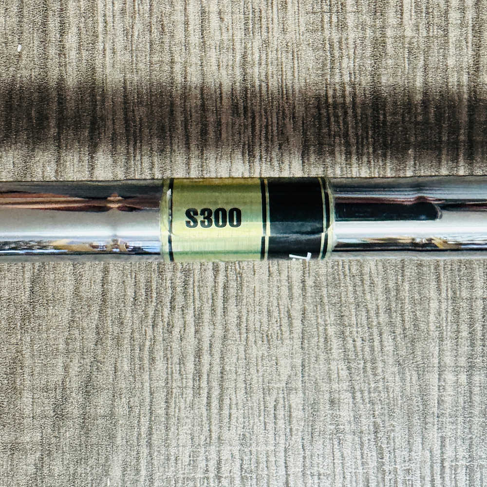 620 MB Iron Set 4-P / Dynamic Gold 130, Stiff