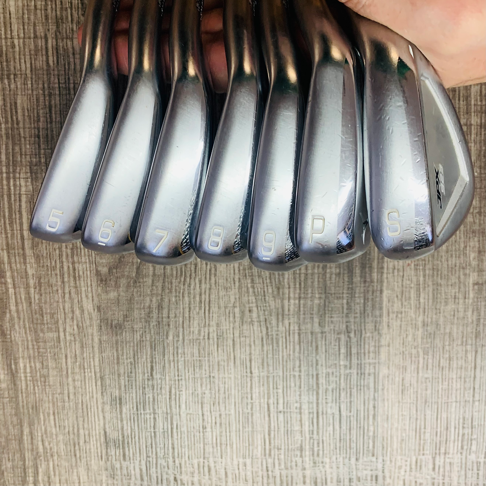 (+1") JPX 923 Hot Metal Iron Set 5-P,S / Dynamic Gold Steel, Stiff