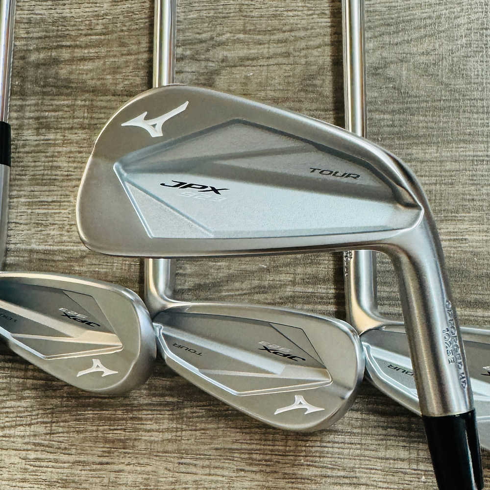 JPX 923 Tour Iron Set 5-G / Project X LZ Steel, Stiff