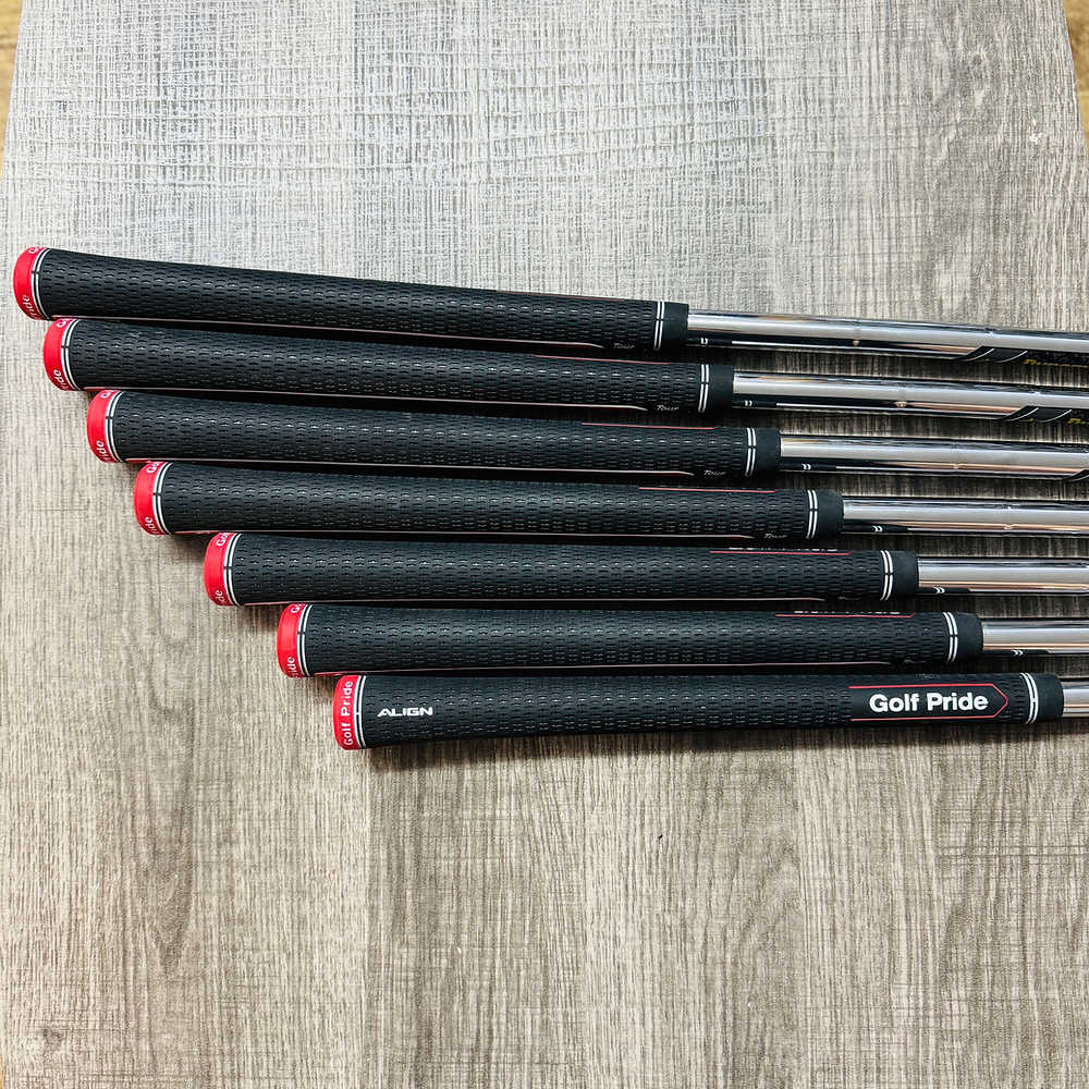 2024 Pro 243 Iron Set 4-P / Dynamic Gold Mid Steel, Stiff
