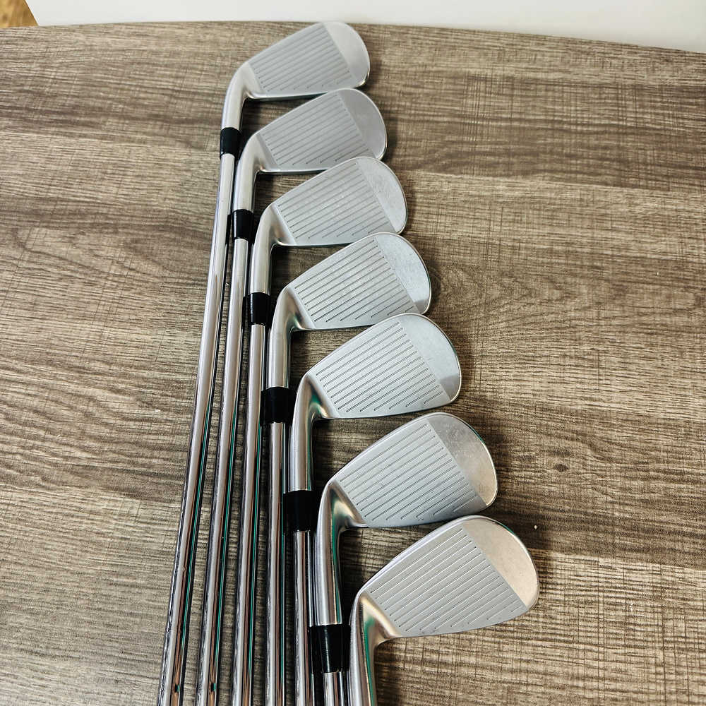 +1/2" 2024 Pro 243 Iron Set 4-P / NS Pro 950 GH Neo 95, Regular