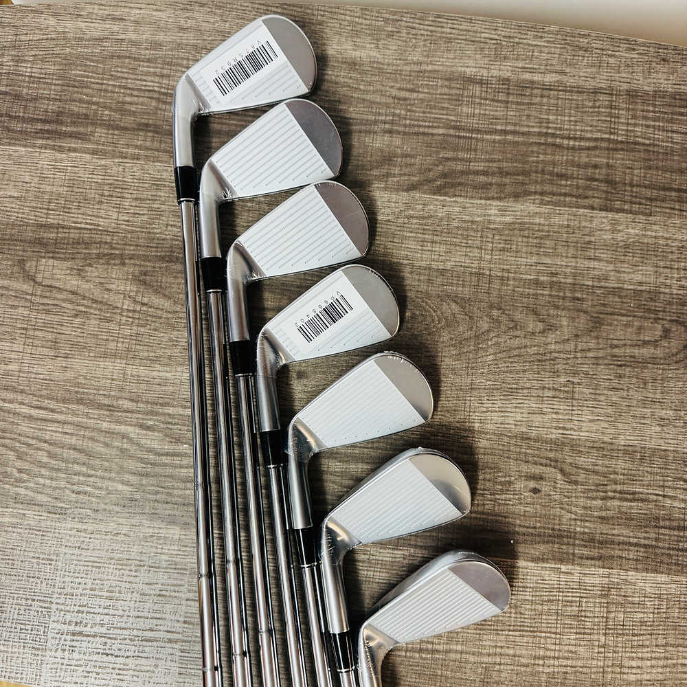 2025 ZXi5 Iron Set 4-P / Dynamic Gold Mid 115 Steel, Stiff