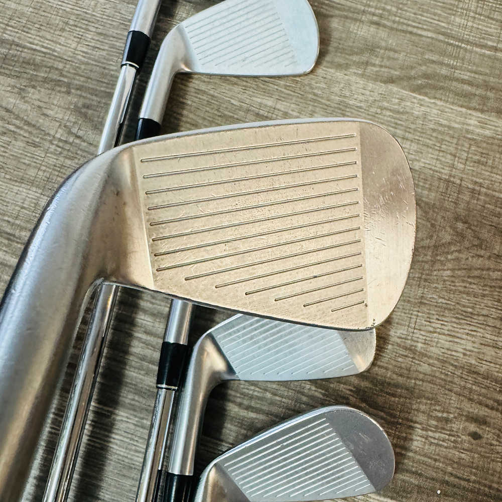 Z Forged Iron Set 5-P / NS Pro Modus3 120 Steel, X Stiff