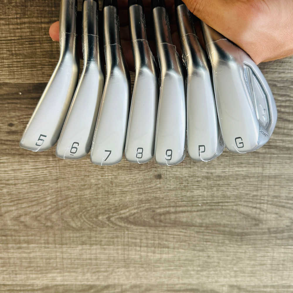 JPX 925 Hot Metal Iron Set 5-G / NS Pro 950 GH Neo, Regular