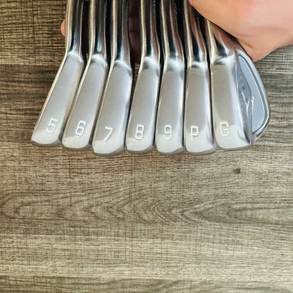 Pro 243 Iron Set 5-GW / Mitsubishi MMT Graphite, Stiff