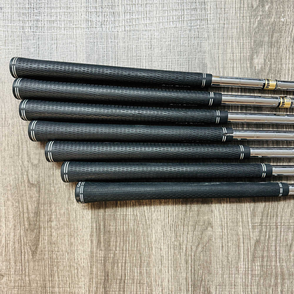 MP-30 Iron Set 4-P / Dynamic Gold Steel, Stiff