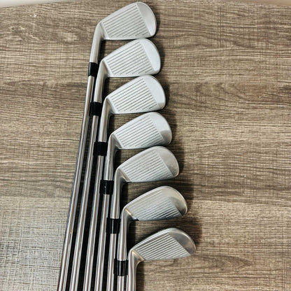 +1/2" Pro 221 Iron Set 4-P / Project X Rifle Steel, X Stiff