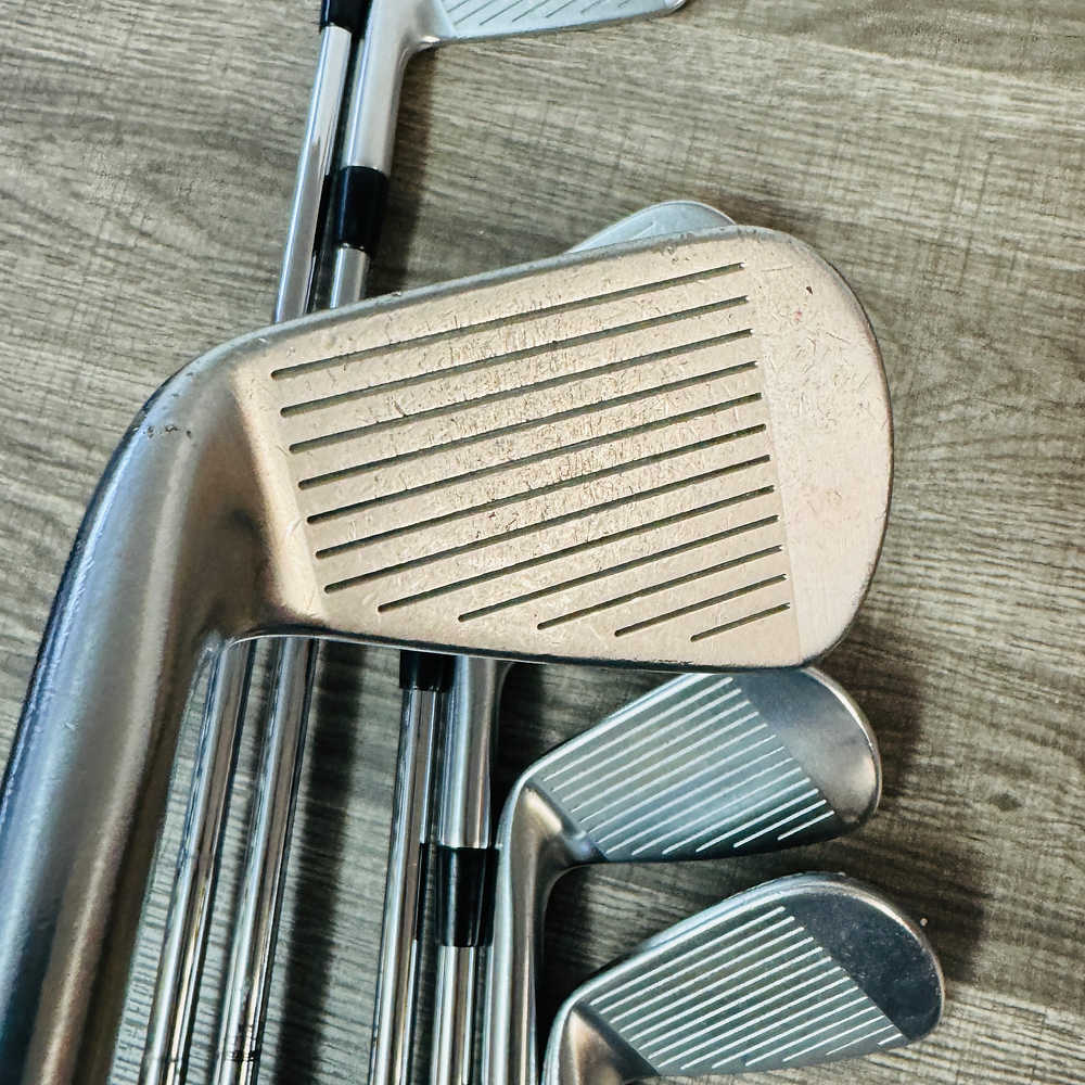 620 MB Iron Set 4-P / Dynamic Gold 130, Stiff