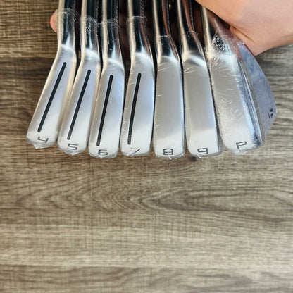 2025 P790 Iron Set 4-PW / Dynamic Gold Steel, Stiff
