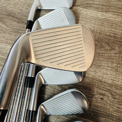 2024 Apex Pro Iron Set 4-PW / Dynamic Gold Mid Steel, X Stiff