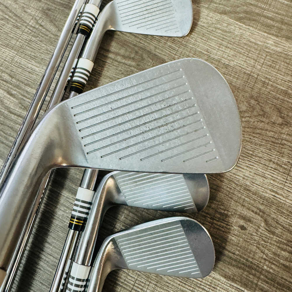 +1/2" Miura TC-201 Iron Set 4-P / Dynamic Gold Steel, Stiff